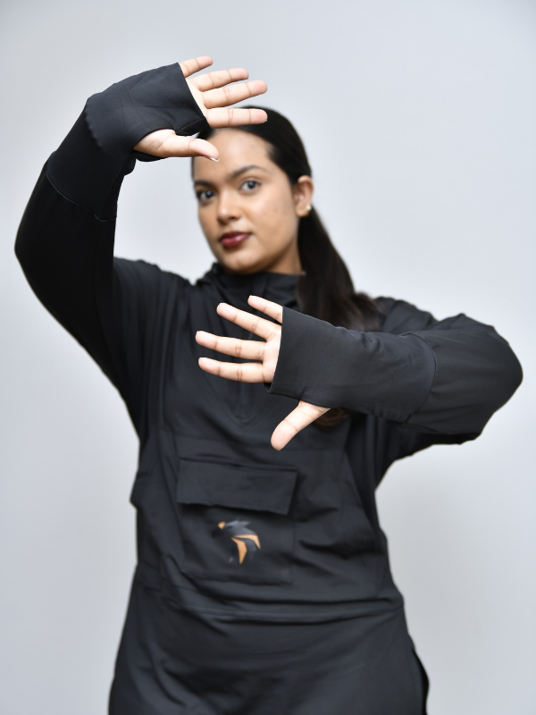 Noor Hoodie Black - Image 6