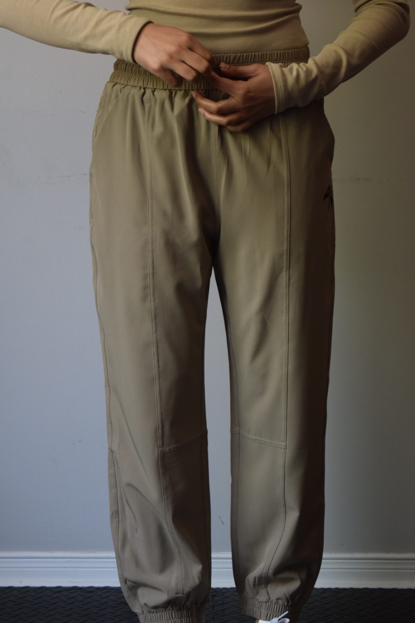 FlexTrail Joggers - Image 13