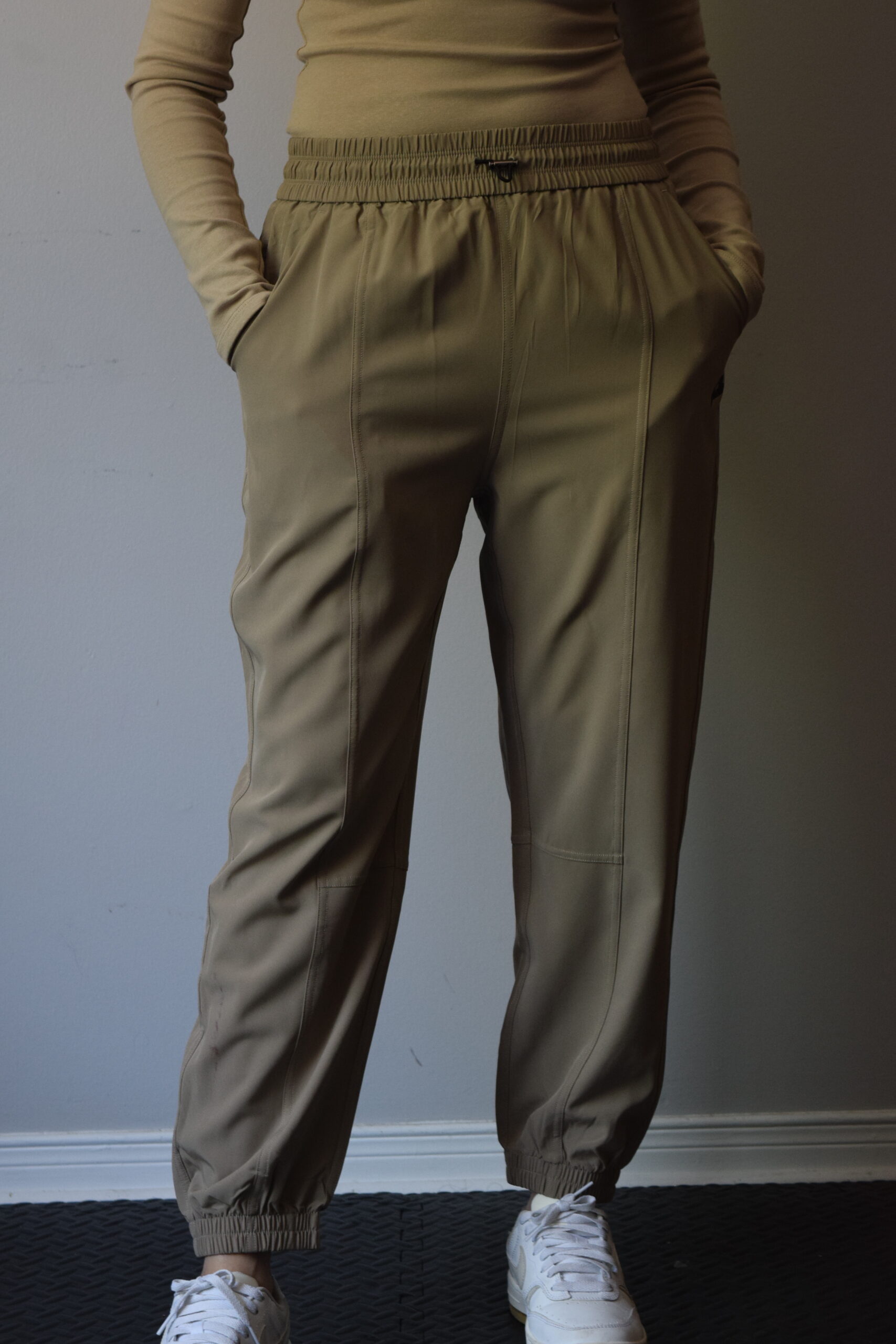 FlexTrail Joggers - Image 14